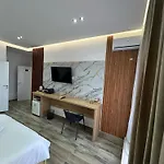 Ar Center