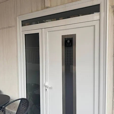 Ar Center Apartment Tirana