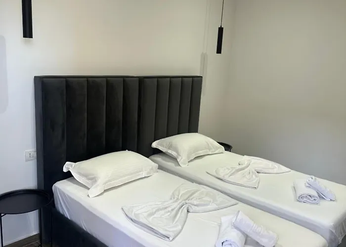 Ar Center Τίρανα