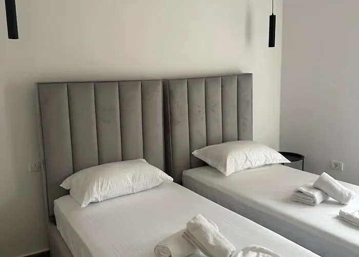 Ar Center Τίρανα