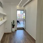 Ar Center ティラナ