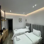 Ar Center