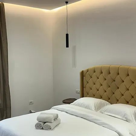 Ar Downtown Apartment Tirana