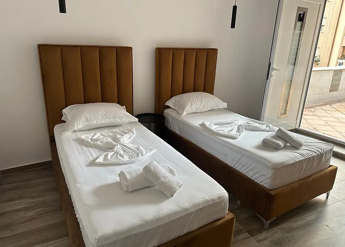 Ar Center Appartement Tirana