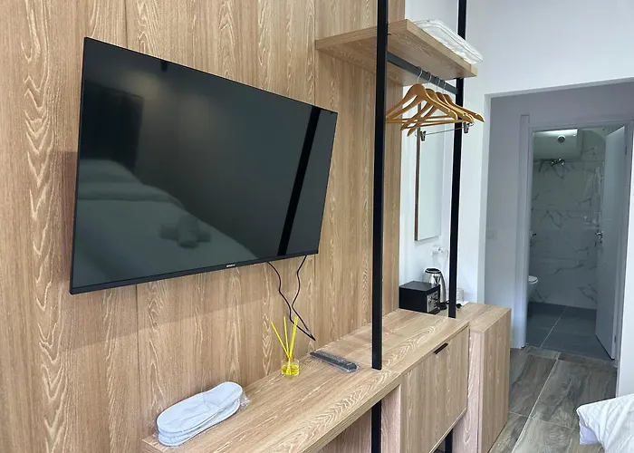 Ar Center טיראנה